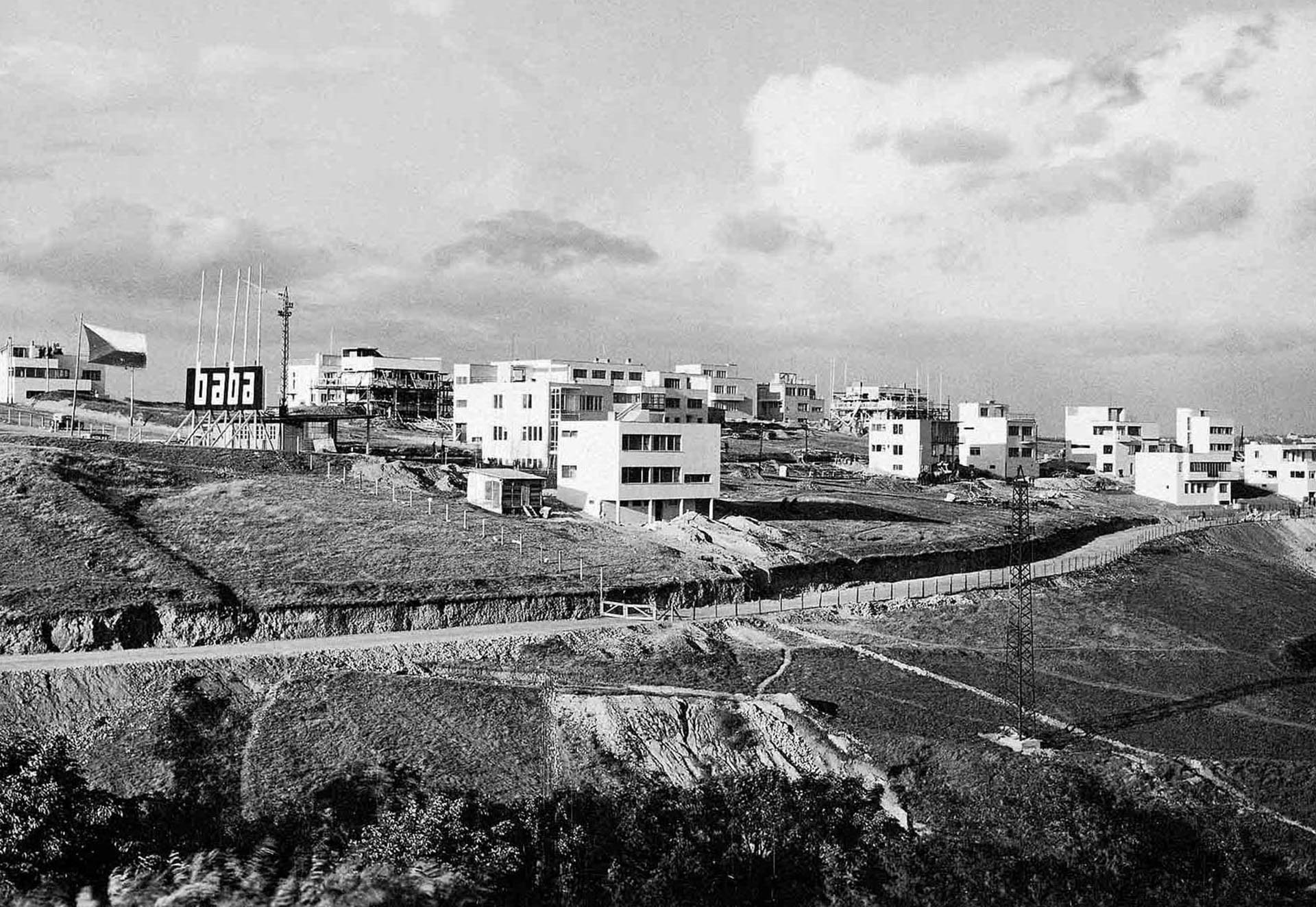 Fotografie-z-výstavby-osady-Baba-před-zahájením-výstavy-v-roce-1932-3